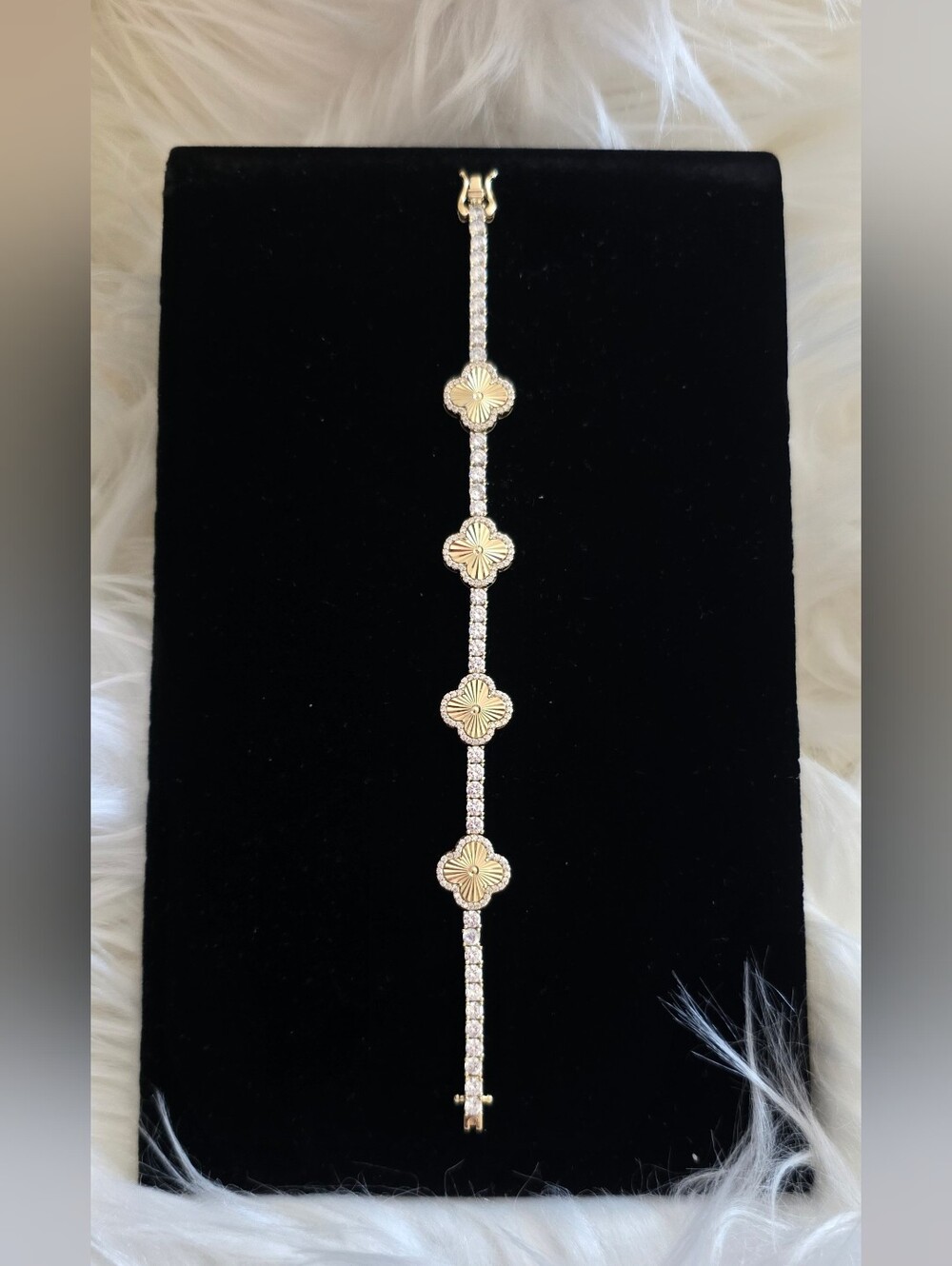 Sparkling Gold Clover Tennis Bracelet - Women's Jewelry